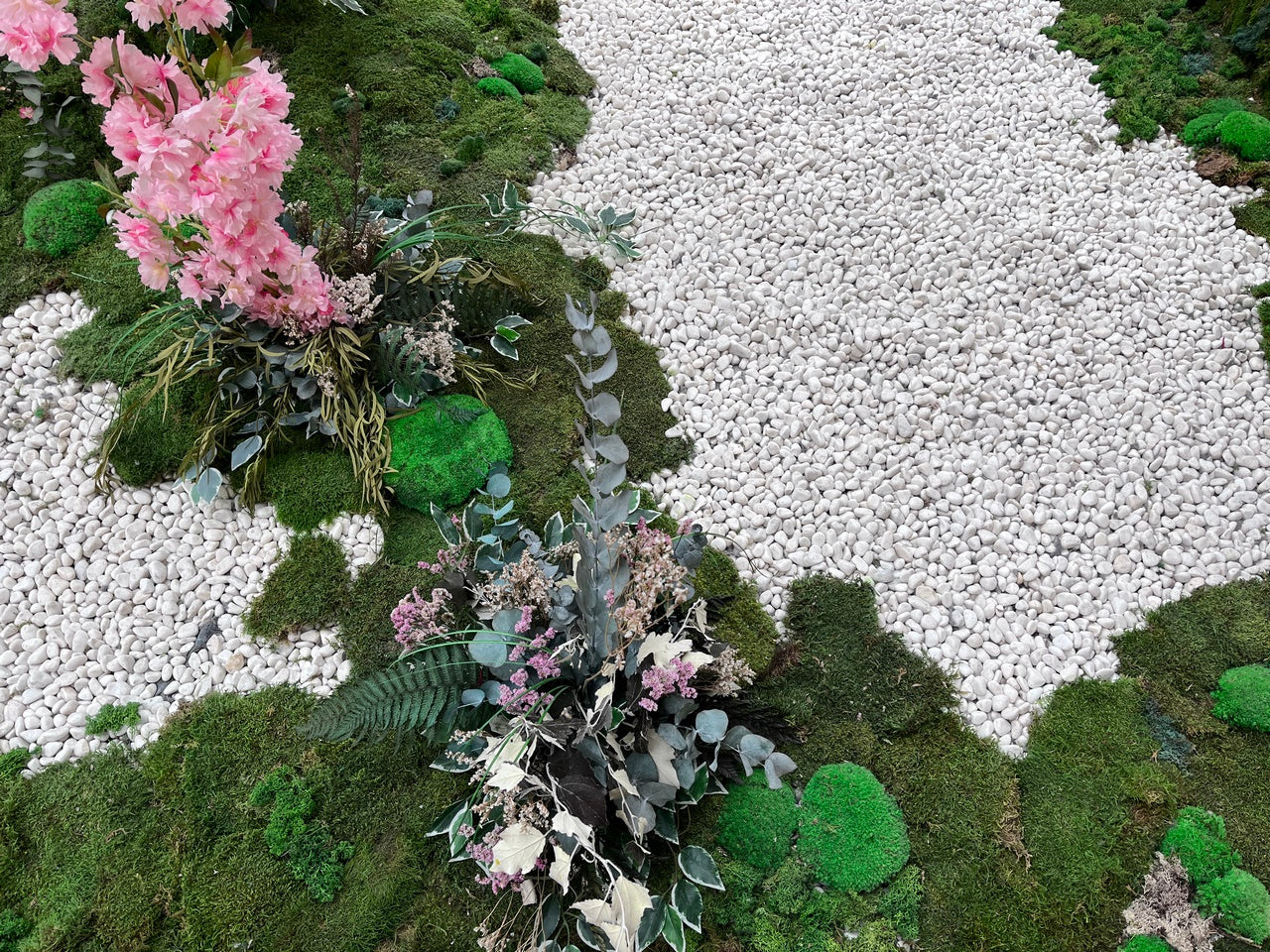 piedra blanca jardin, gravas blancas y cantos rodados blancos