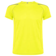 Camiseta técnica en tejido punto liso, de manga corta ranglán, con costuras en contraste en bocamangas, bajo, cuello y laterales Vetonek Vetonek