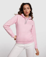 Sudadera entallada de corte femenino con capucha bicolor de doble tejido, con cordón contrastado ajustable, cubrecosturas en el cuello y bolsillo canguro Vetonek