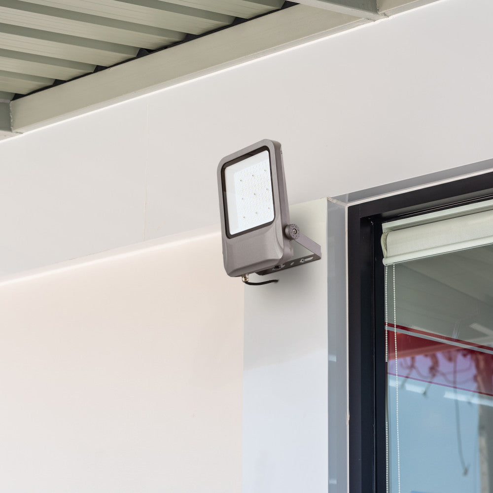 Proyector LED 100W 18000Lm 120º 5000ºK IP65 Transformador Moso — Vetonek (2)