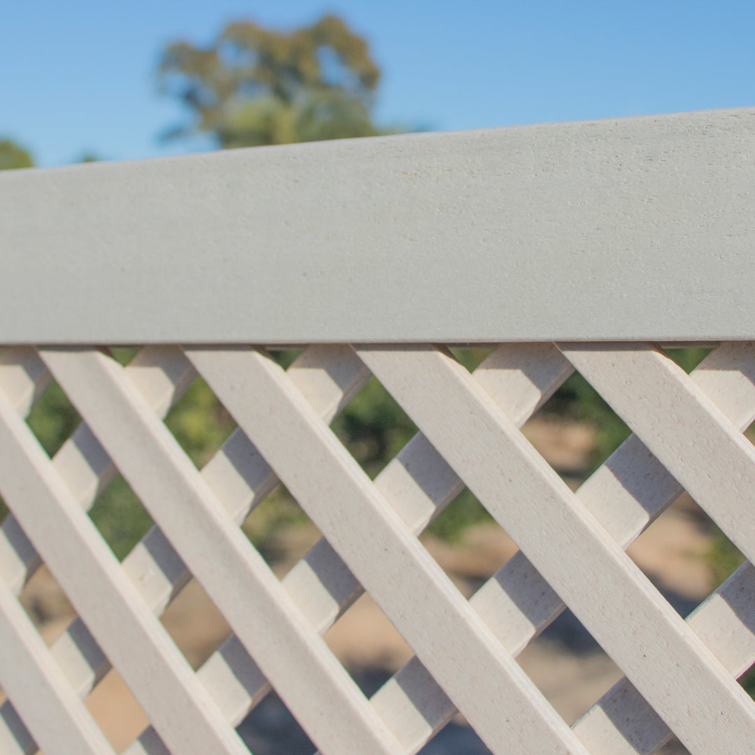 Perfil Remate «U» Celosía Lop Marfil: Resistencia y Estilo Vetonek