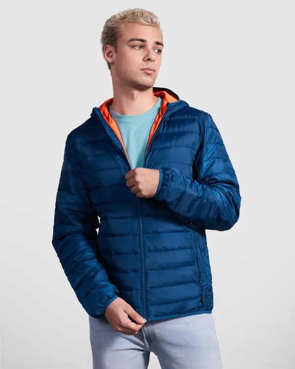 Chaqueta de hombre acolchada con relleno tacto pluma y capucha fija ajustada Vetonek