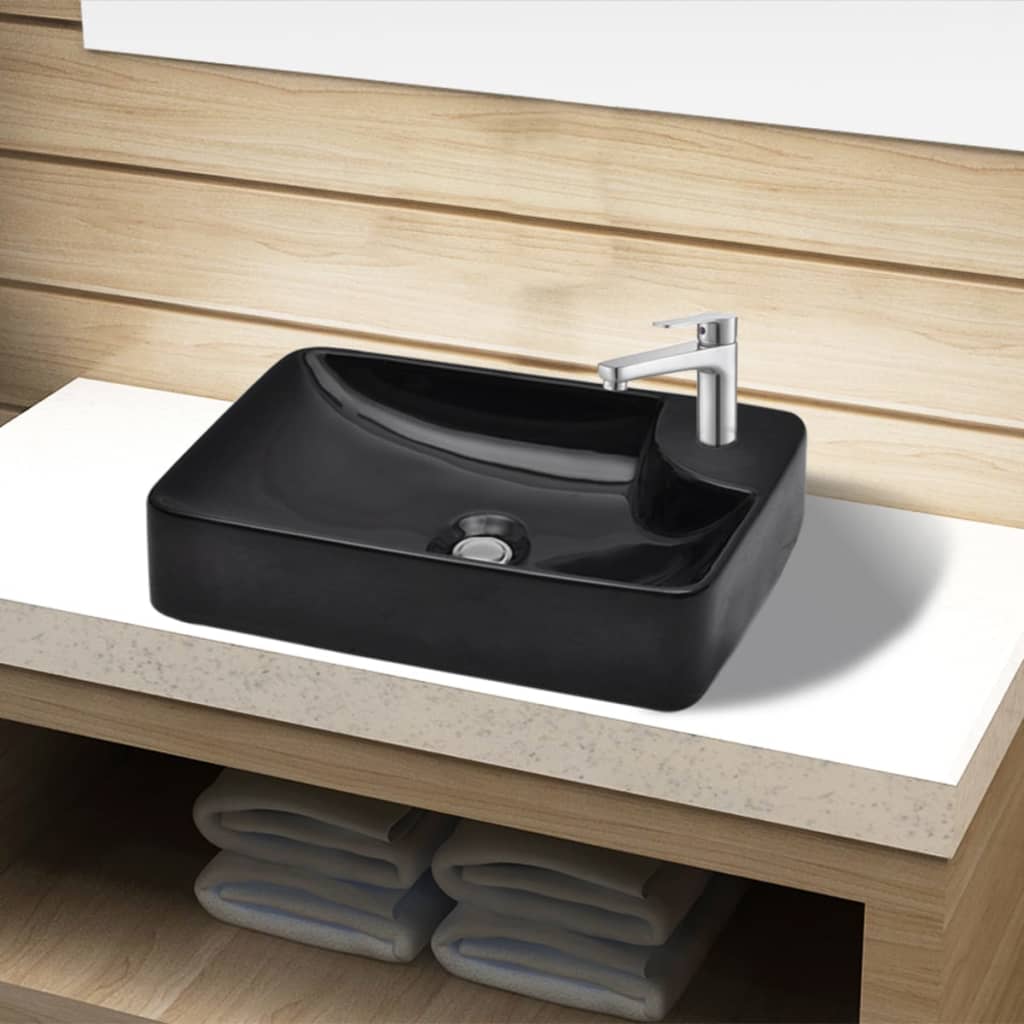 Lavabo de cerámica con agujero para grifo negro