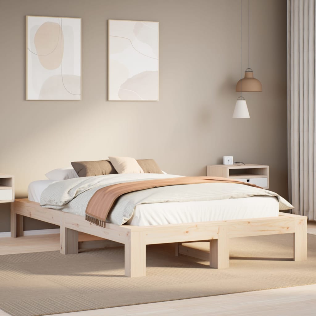 Estructura de cama de madera maciza de pino 135x190 cm en dormitorio moderno con decoración minimalista.