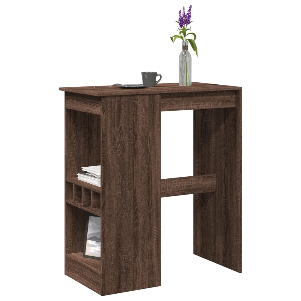 Mesa alta de bar en madera marrón roble con estantes y soporte para vinos, ideal para decoraciones modernas.