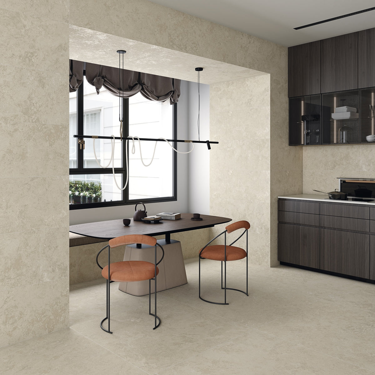 Ambiente cocina con suelo efecto piedra Lucca Natural - Vetonek