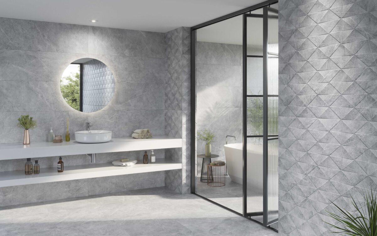 Lille gris con relieve 40x120 en pared