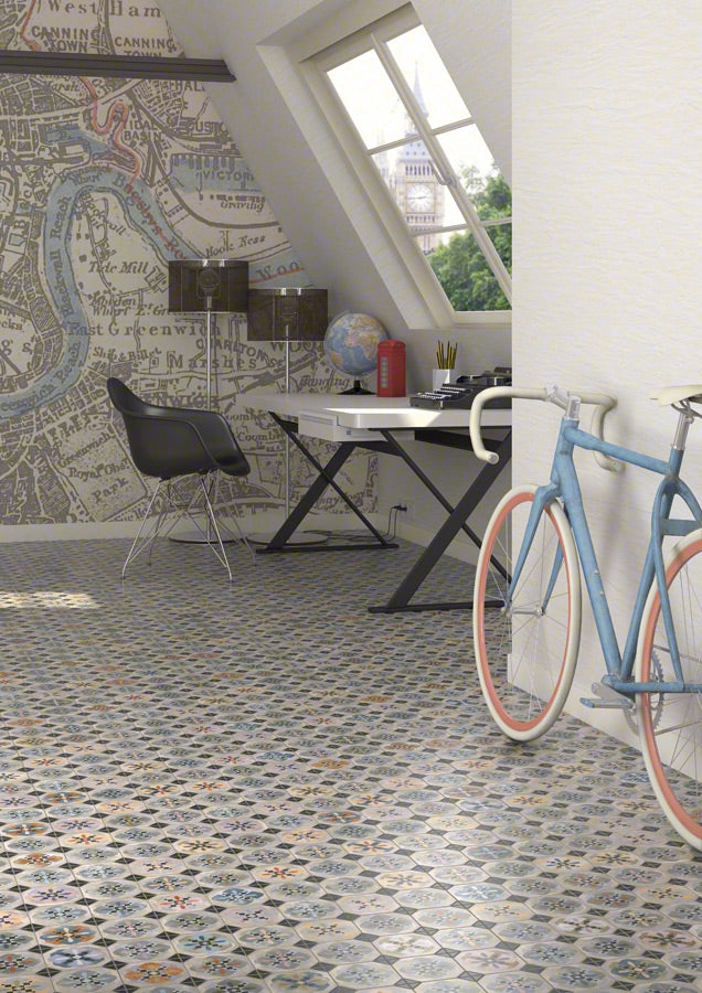 Ambiente con baldosa rústica decorada Piacenza Vigoleno - Vetonek