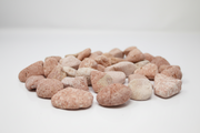 Canto rodado Rosa Toulouse, piedra decorativa ideal para jardines y paisajismo.