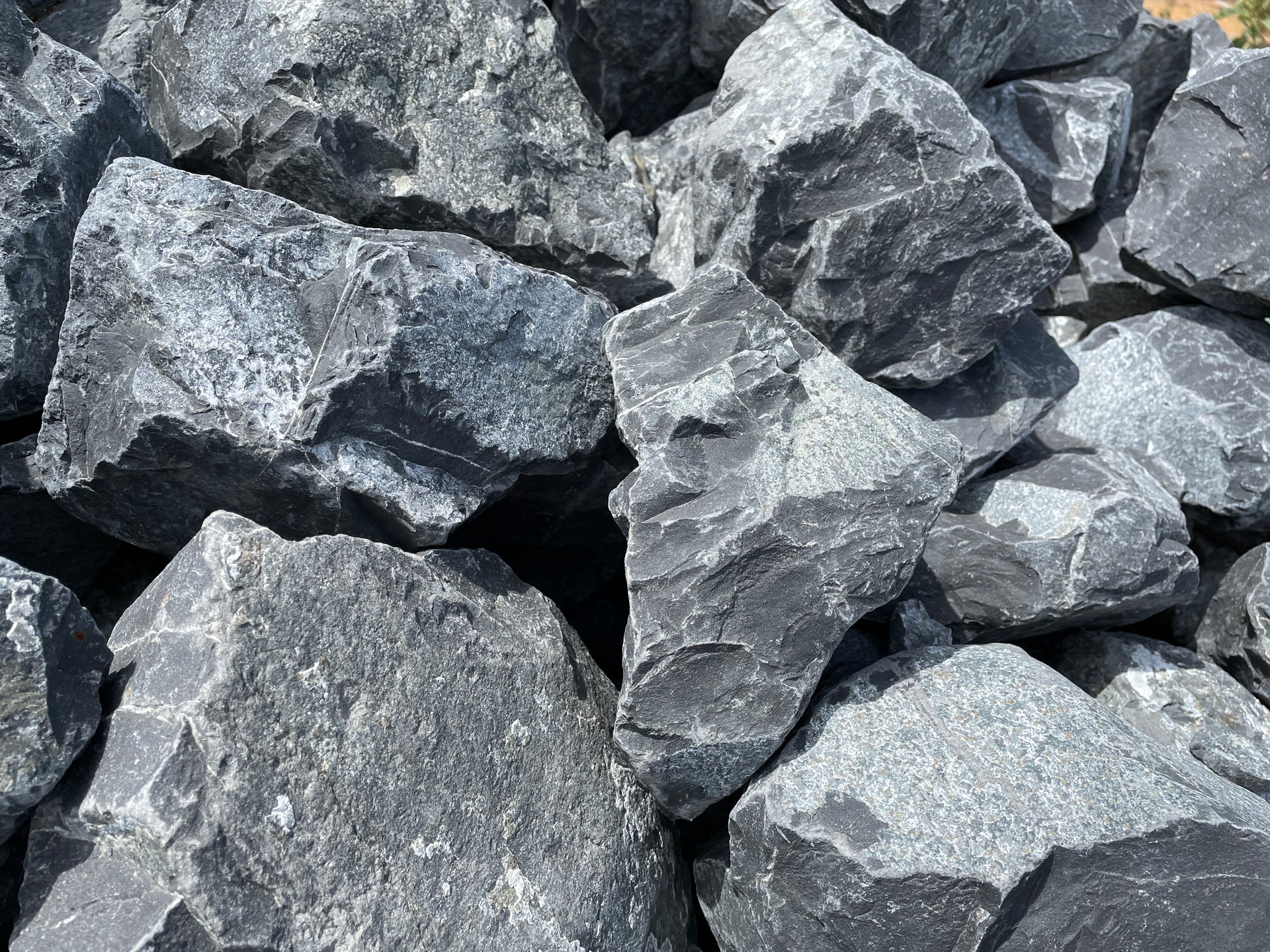 Roca Negro Grafito - Vetonek