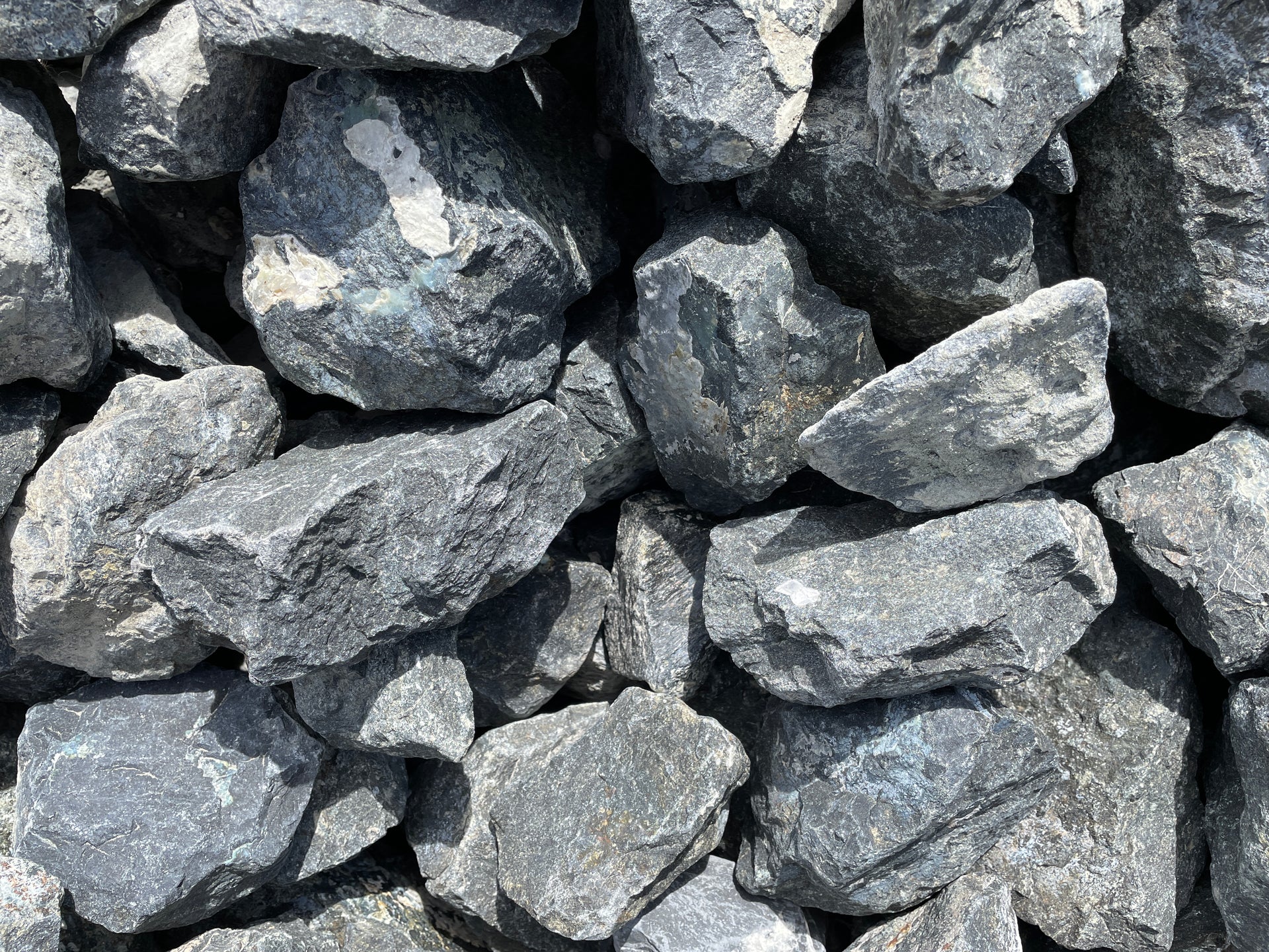 Roca Dunita Gaviones - Vetonek