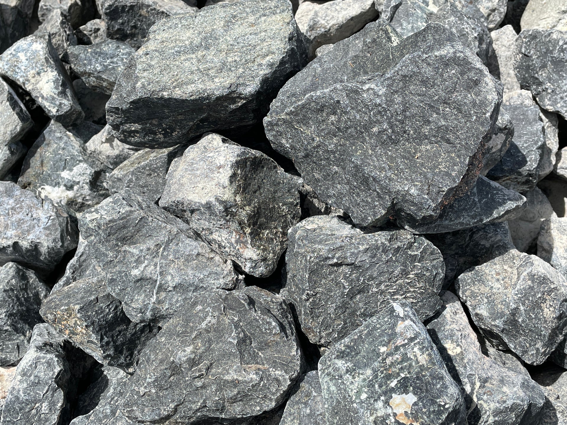 Roca Dunita Gaviones - Vetonek