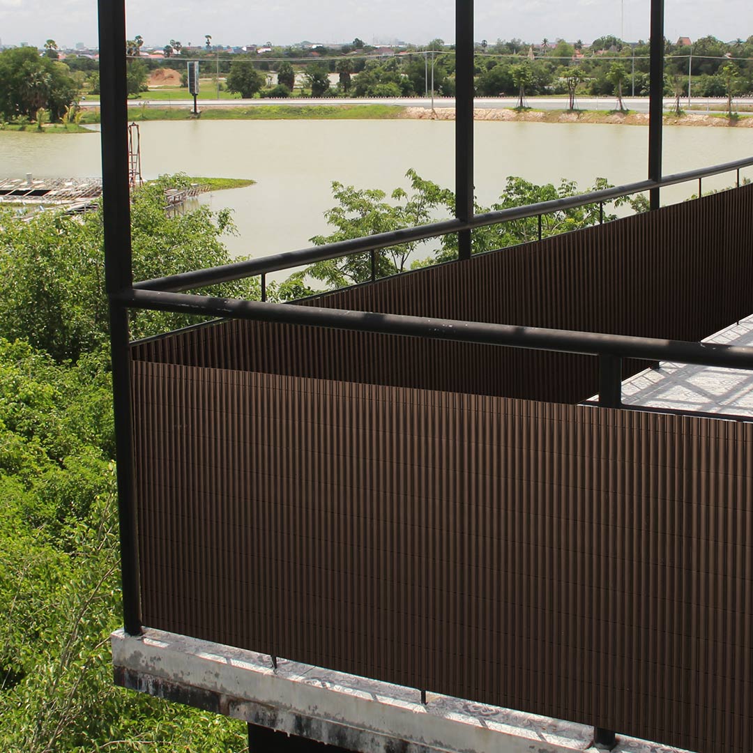 Cañizo PVC Lite D/C 16mm Marrón - Ideal para tus exteriores Vetonek