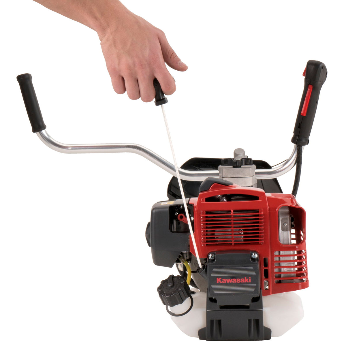 Desbrozadora Bellota BePower DB4500E en uso