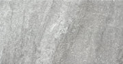 Bayonne color Gris – detalle superficie efecto piedra