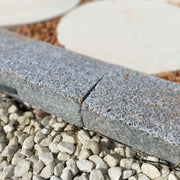 Bordillo, bordura piqueta de granito blanco gris y negro Acabado Natural, Antideslizante, Barato, Bordillos, Caminos, Colores Claros, Colores Grises, Espacio exterior, Espacio público, Exclusivo, Exteriores, Jardin, Piedra, Piedra natural, Piquetas, Rectangular, Senderos, Top Ventas, Vallas