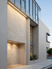 Fachada con Revestimiento Ribaforada