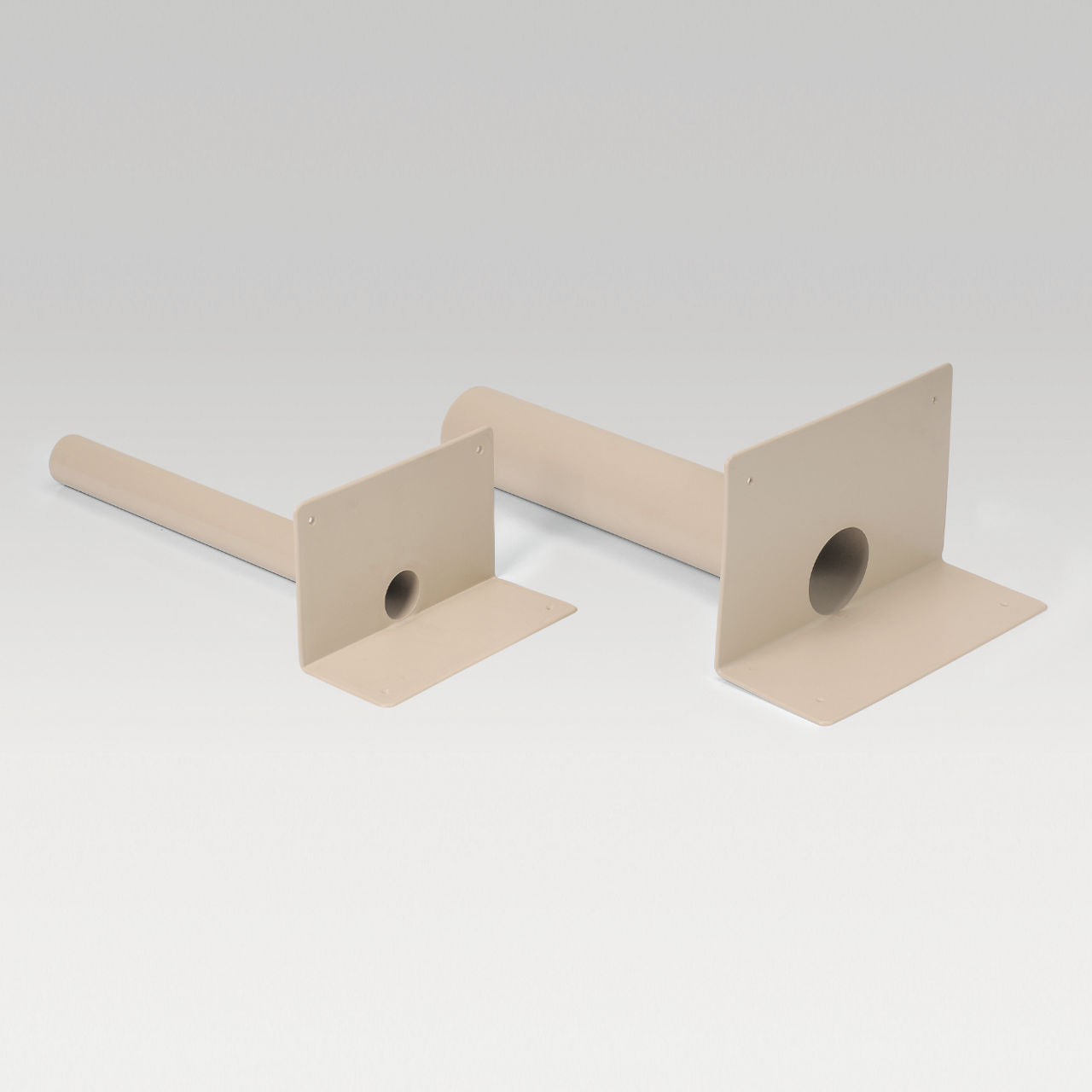 Gárgola de peto S-Scupper PVC round de Sika, salida de aguas pluviales de PVC soldable a membranas Sarnafil y Sikaplan - Vetonek