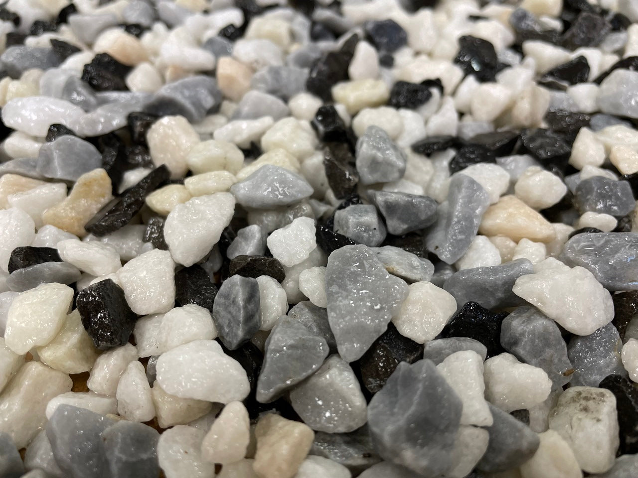 Grava Mixcolor Corbusier Vetonek piedra jardin