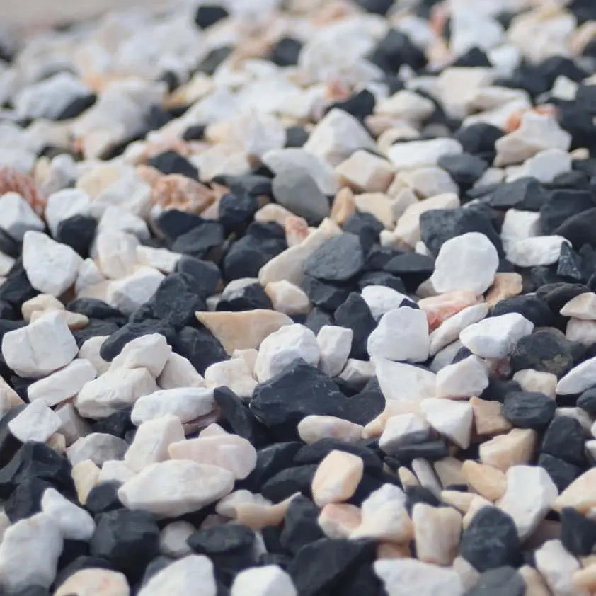 Grava Mixcolor Alcántara Acabado Natural, Barato, Caminos, Colores vivos, Exclusivo, Grava Amarilla, Grava Blanca, Grava Multicolor, Gravas, Gravas jardín, Mixcolor, Original Diferente, Piedra, Piedra acuarios, Piedra jardin, Piedra para estabilizador de gravas, Piedras economicas, Piedras exclusivas, Piedras multicolor, Piedras oscuras