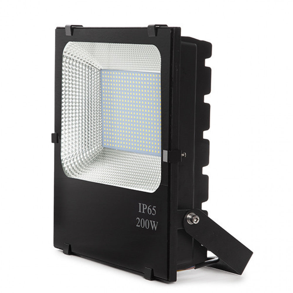 Proyector LED 200W 24.000Lm 6000ºK IP65 — Vetonek (4)