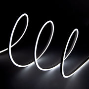 Tira LED Manguera "Neon Flex" 6W 6000ºK 24V 8x16mm Simple 120xSMD2835 6W/M x1M - Corte 5CM — Vetonek (2)