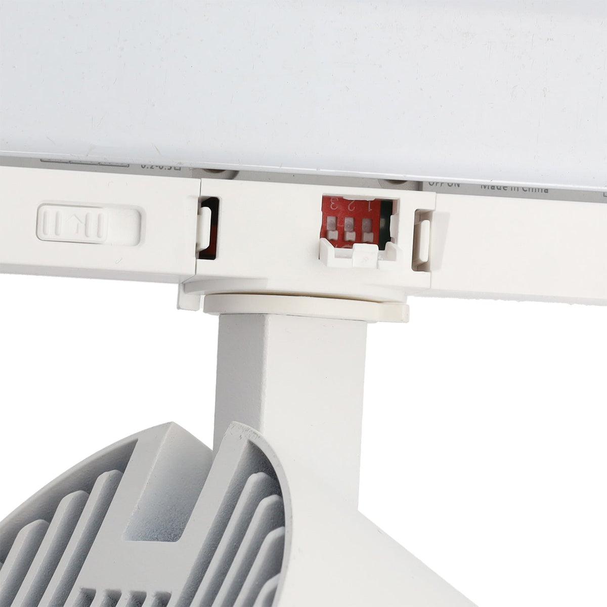 Foco de Carril LED 40W 90Lm/W CCT Tonalidad Luz Ajustable Driver Lifud Trifásico — Vetonek (5)