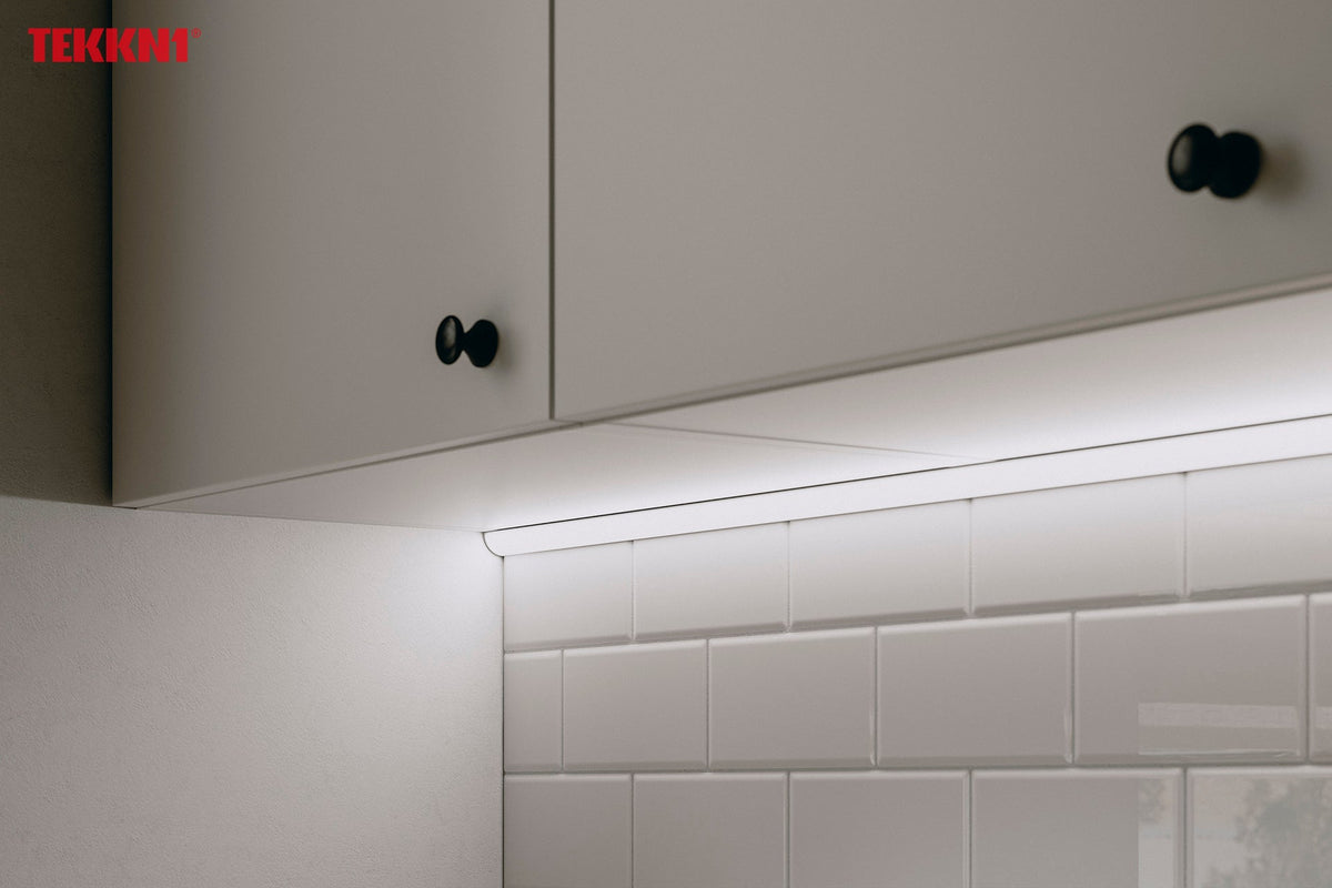Perfíl Aluminio KIMERA-"ARRE" Anodizado Negro con Difusor Opal , Tapones y Clips Sujección 2,02M — Vetonek (5)