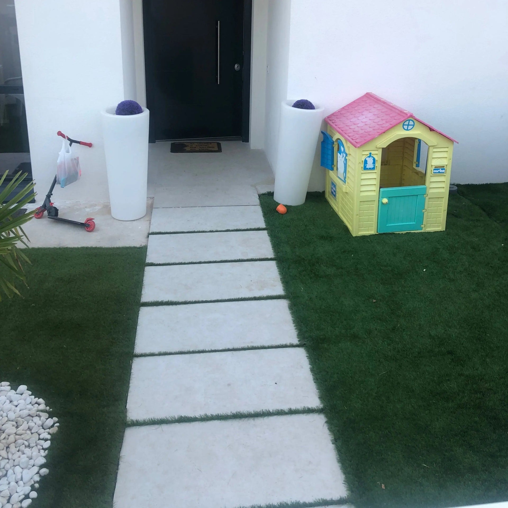 Losa blanca para jardin tamaño grande antideslizante