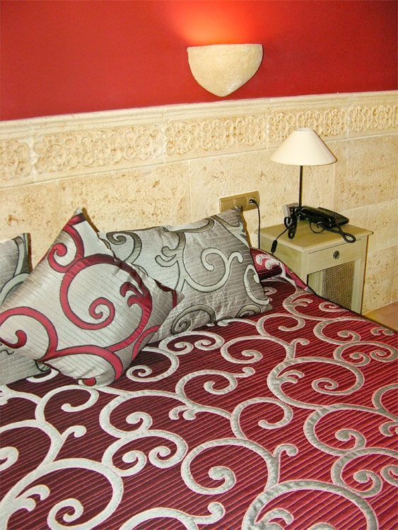 Moldura Sajazarra con aplique decorativo
