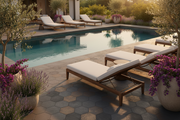 Zona chill-out junto a piscina con Panot Hexagonal Laguardia Bicolor en antracita y bronce - Vetonek