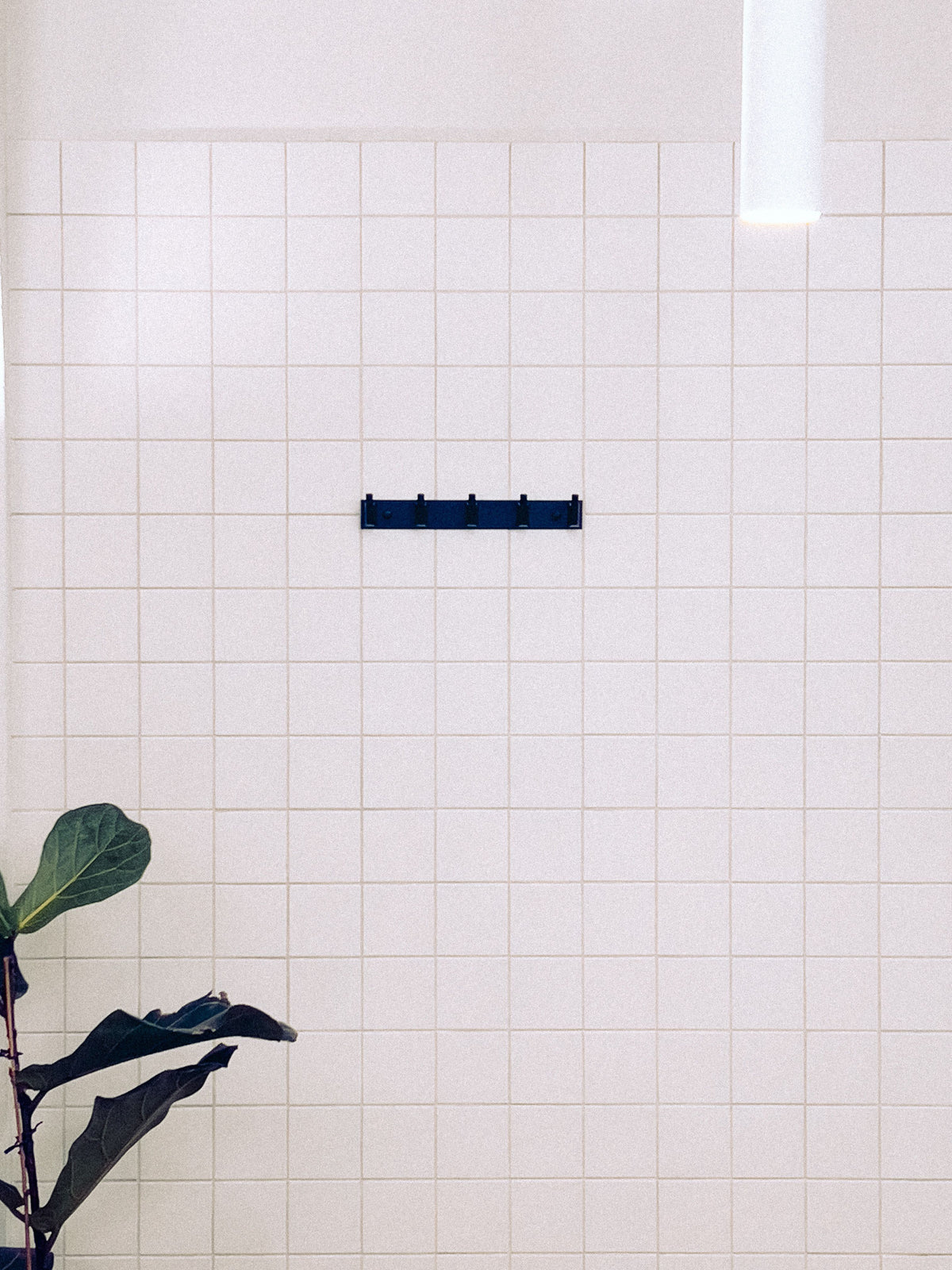 Ambiente baño con azulejo blanco satinado - Vetonek Locorotondo