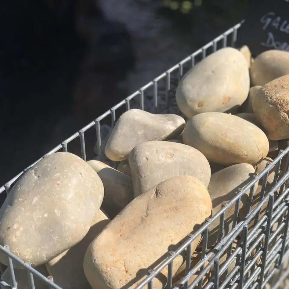 Cantos rodados Río Gaviones piedra barata comprar cantera rocas Acabado Natural, Cantos rodados, Colores Claros, Colores vivos, Decoracion exteriores, Exclusivo, Exteriores, Gaviones, Multicolor, Muro gavion, Muro gaviones, Pared, Piedra, Piedra jardin, Piedras amarillas, Piedras Claras, Piedras duras, Piedras exclusivas, Piedras grandes, Piedras marrones, Tamaño Gaviones, Top Ventas, Vallas jardin