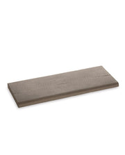 Remate de piscina Formentor de hormigón, coronación con veta de madera - Vetonek