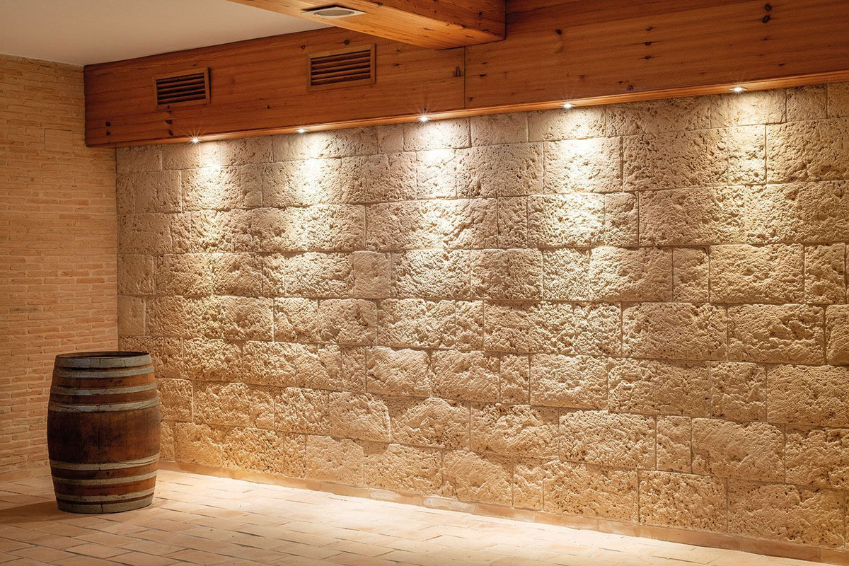 Muro con Revestimiento Ablitas