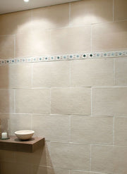 Pared con Revestimiento Ribaforada tono Crudo