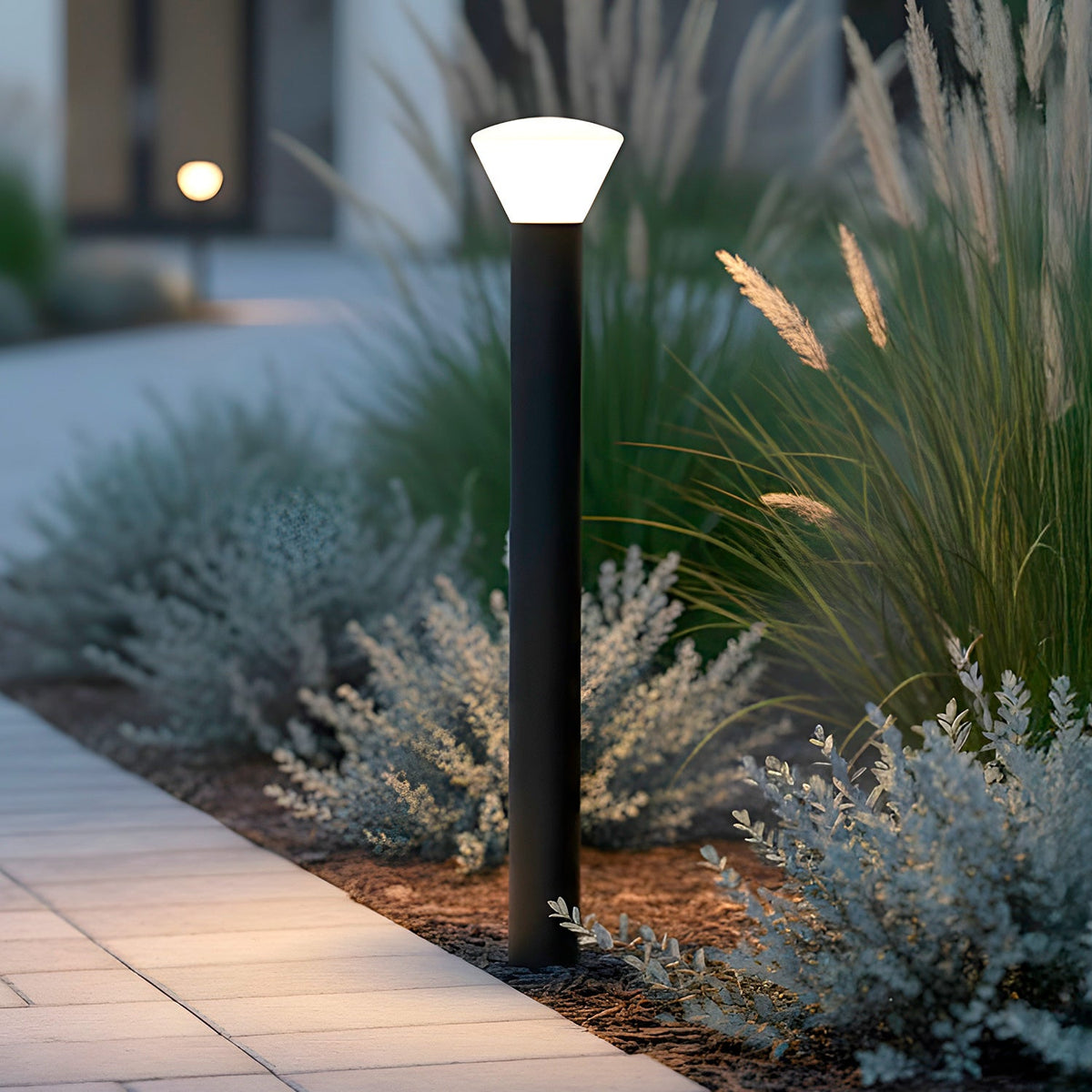 Baliza LED Exterior "Digos" 100cm 5W 220VAC 3000ºK Negro — Vetonek