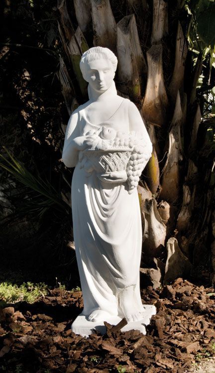 Figura Vendimia en jardín