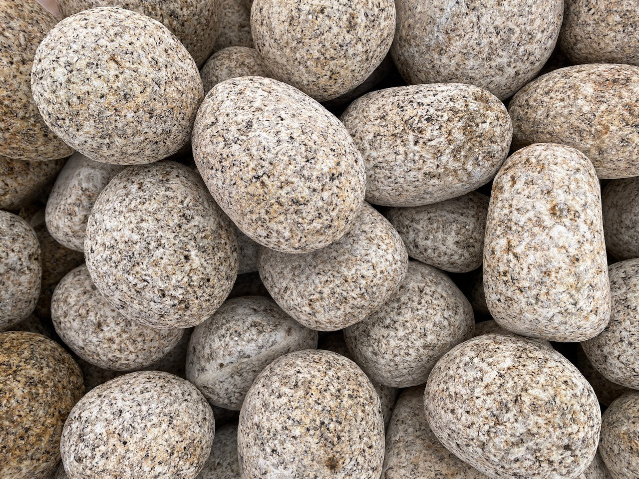 Seixo rolado Granito Amarelo